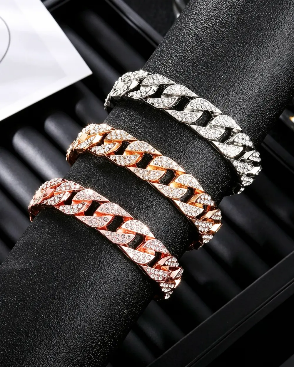 Gilded Glitz Alloy Geometric Diamond Retro Trendy Bracelet